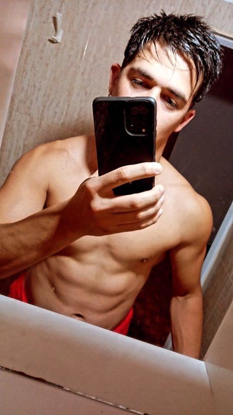 Anibal xxx model image