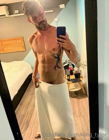 king tylor star beautiful images