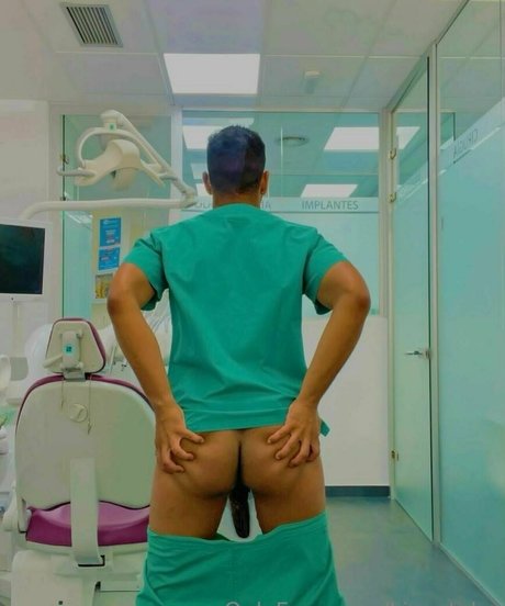 king tylor star pornographic photo