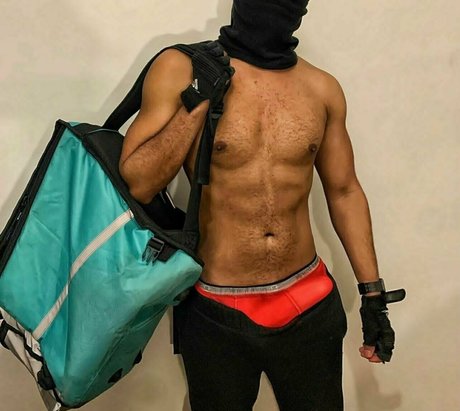 king tylor star nudes image