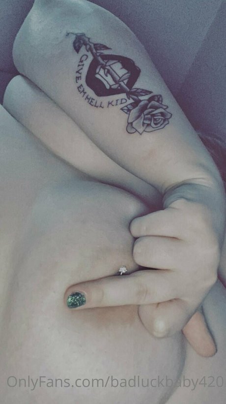 badluckbaby420 pornstar nudes gallery