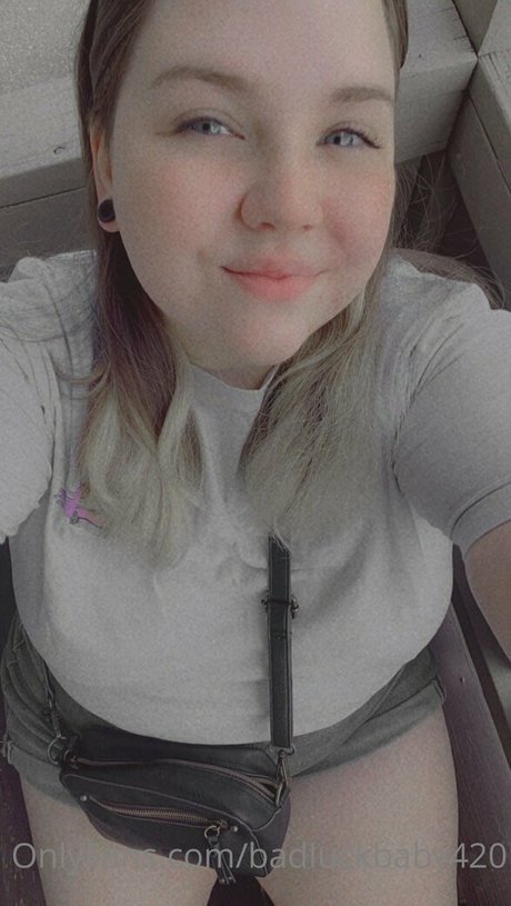 badluckbaby420 pornstar pretty photos