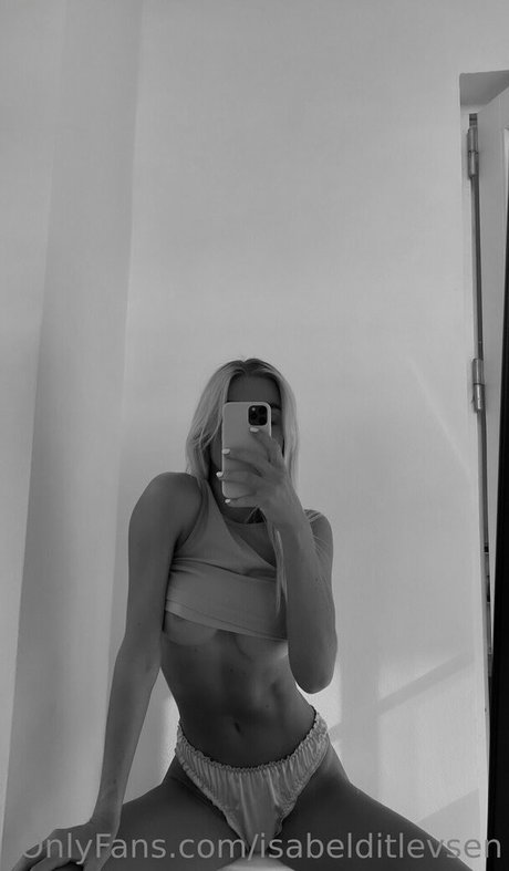 isabelditlevsen naked actress image