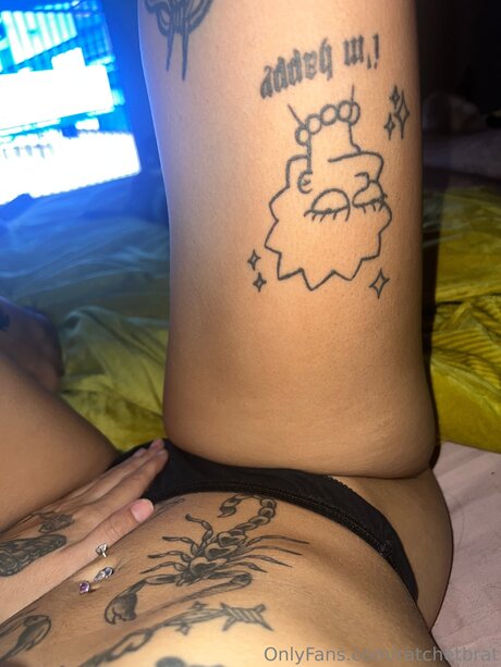 ratchetbrat nude model photo