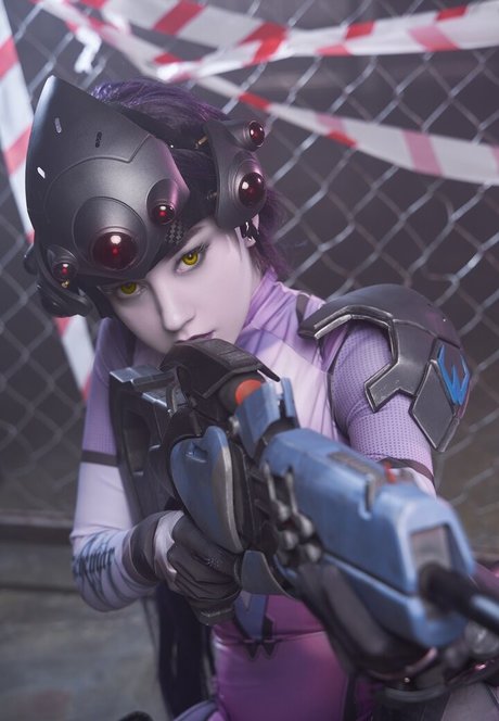 Maruxia star naked pictures