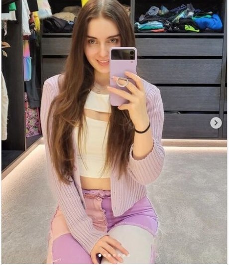 Loserfruit actress image
