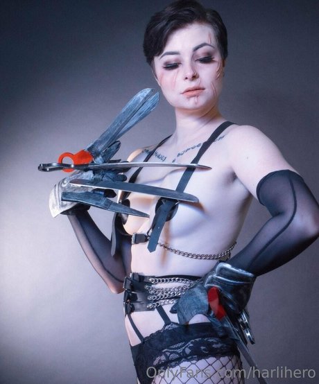Harlihero free model pictures