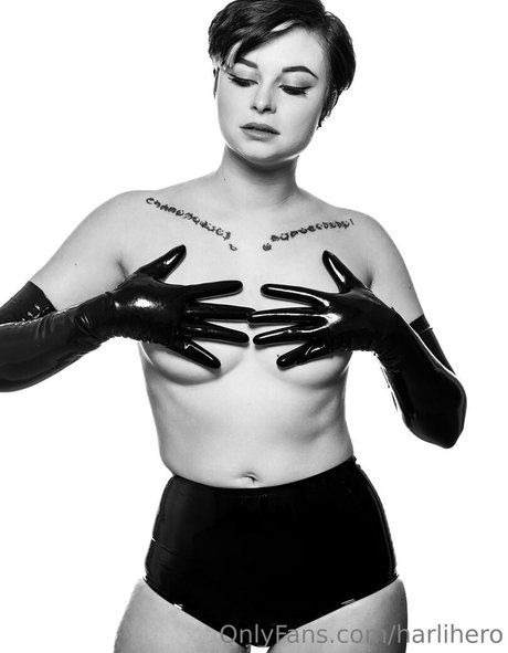 Harlihero high quality pornstar picture