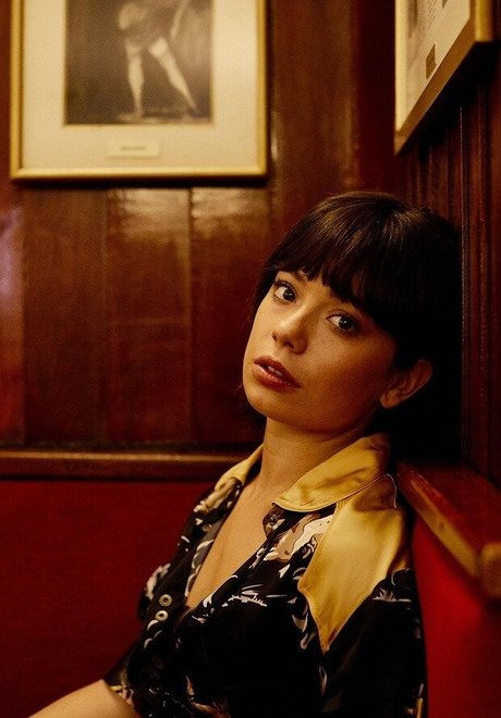 Anna Castillo model perfect img