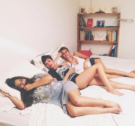 Anna Castillo model hd pics