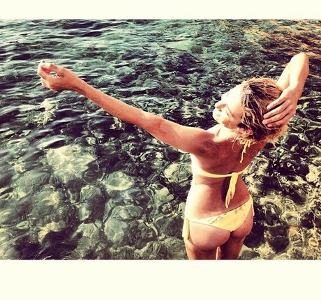 Catha23 pornstar sexy image