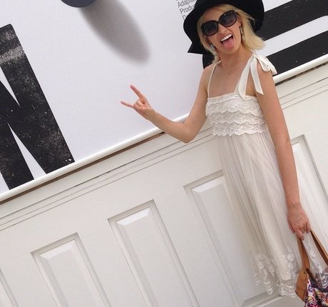 Adriana Abenia pornstar sexy images