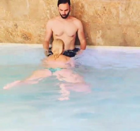 spin the wheel onlyfans beautiful nude picture