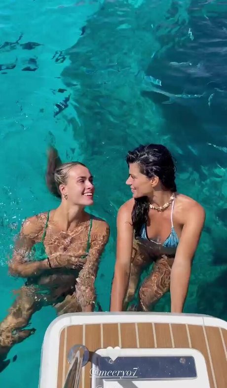 Ariadna Hafez star sex image