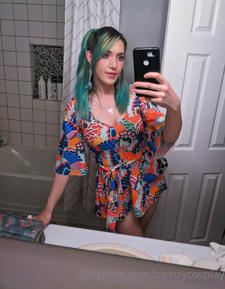 bamzycosplay erotic actress photo