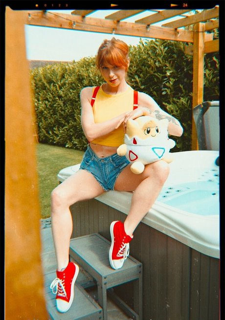 missnouveaux model high quality images