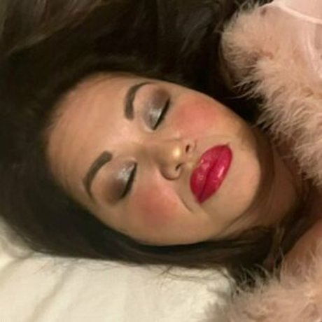 bustycougar sex actress picture