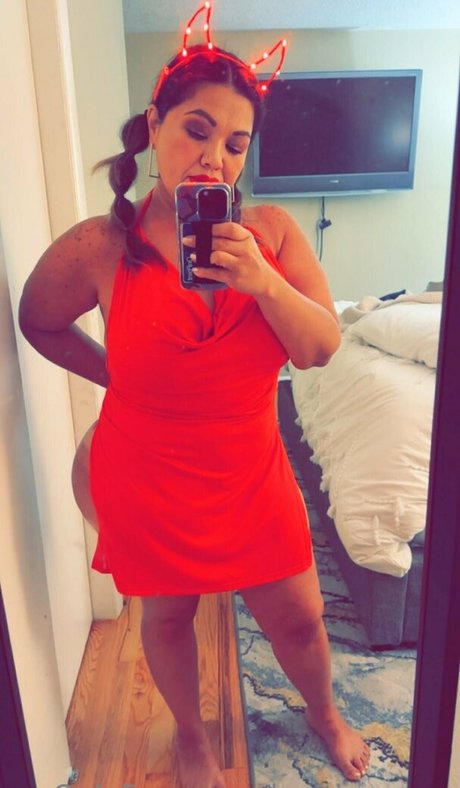 bustycougar nudes star images