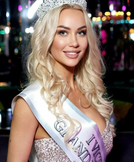 love vera pretty actress pics