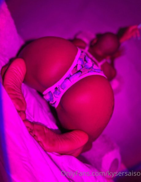 kysersaiso sexy actress pics