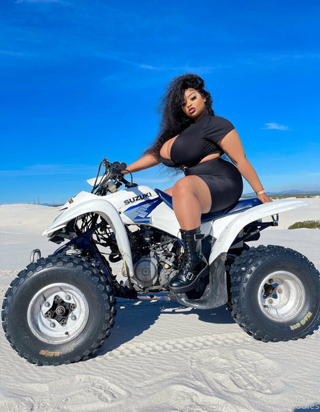 Kim Tiddies sexy model archive