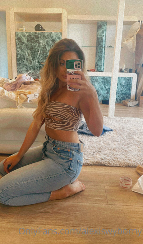 lexxyjordan hot actress pictures