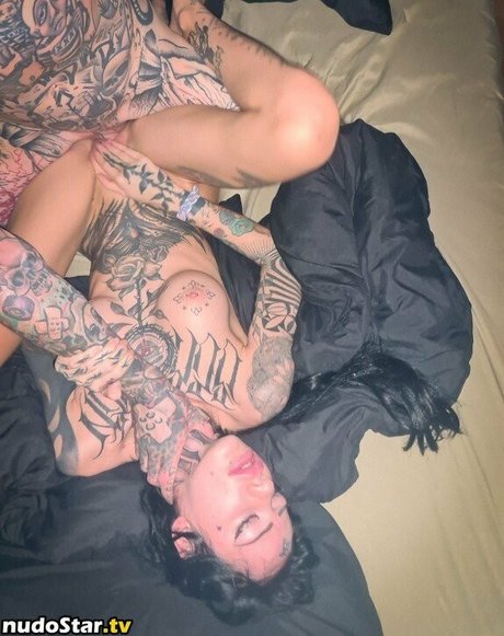 Serjenfox erotic model pics