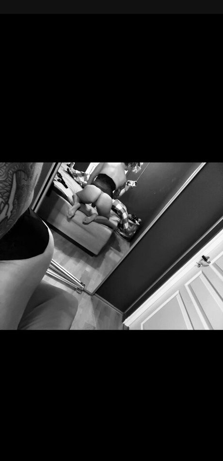 maries playtime hot model photo