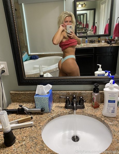 Texas Thighs hd actress images