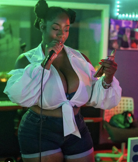 jacking uneek pretty actress archive