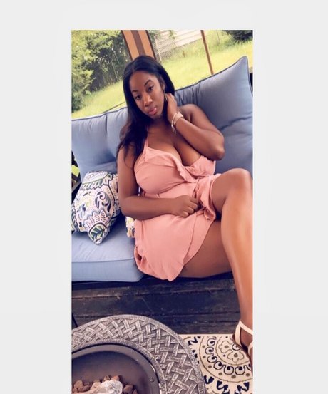 jacking uneek model pretty img