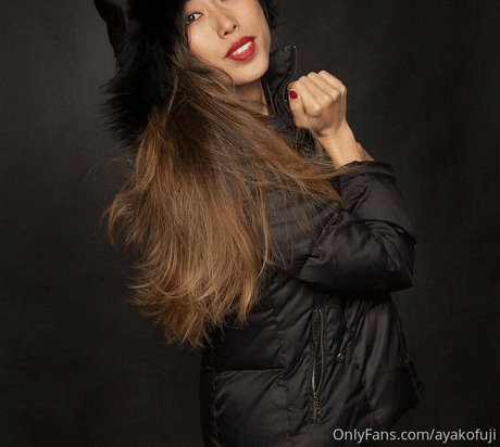 ayakofuji model free photo