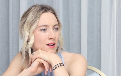 Saoirse Ronan Profile pic