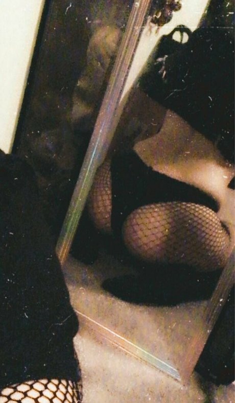 deviouslilwolf art model pics