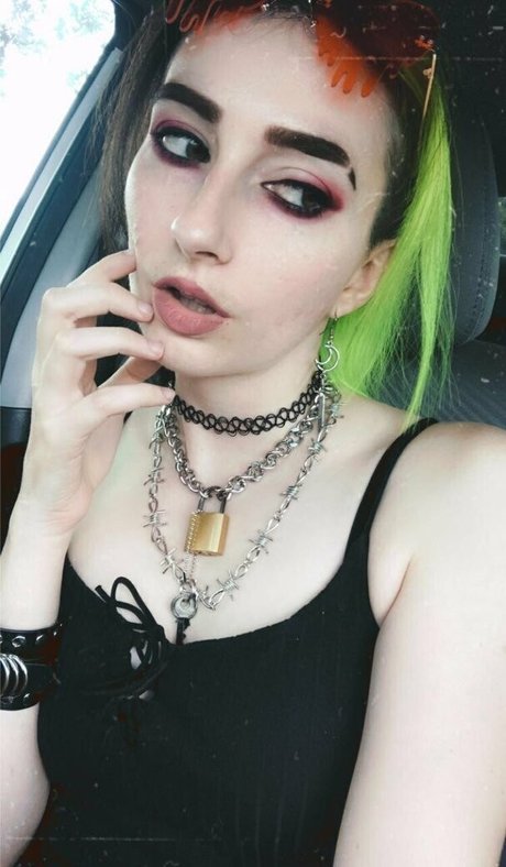 deviouslilwolf pornstar perfect archive