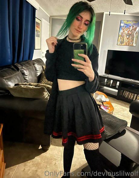 deviouslilwolf model pornographic img