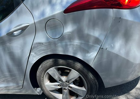 deviouslilwolf star naked pic