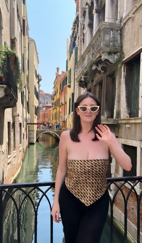 Josie L model top photos