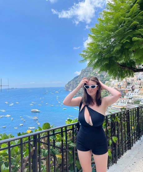 Josie L hot actress galleries