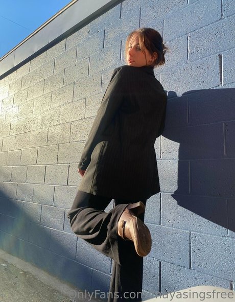 mayaruefree nice model galleries