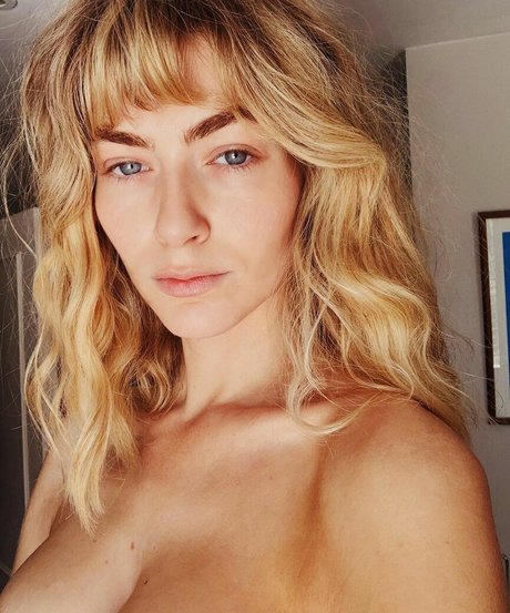 Eve Delf model perfect archive