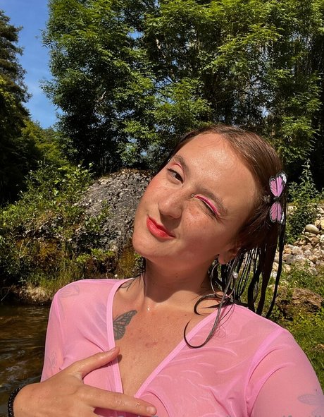 lamamifertil xxx actress image