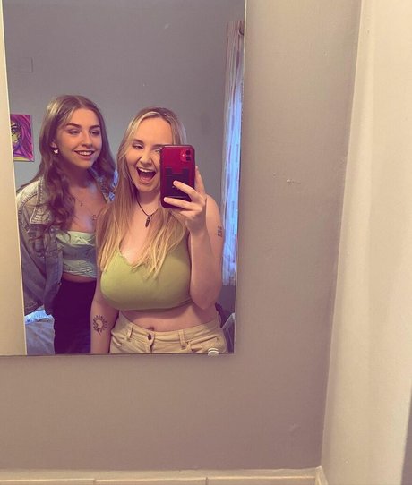 Katie O beautiful model picture