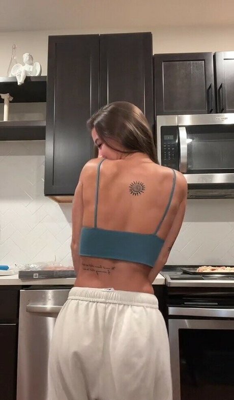 Bitty 01 sex pornstar image