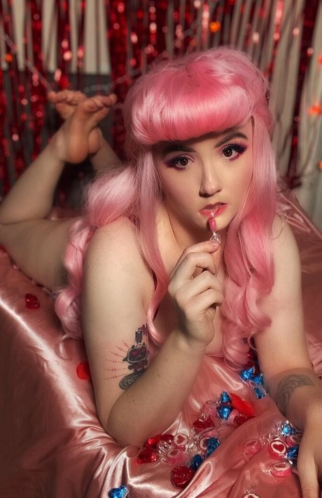 Smmi Dm pornstar erotic photo