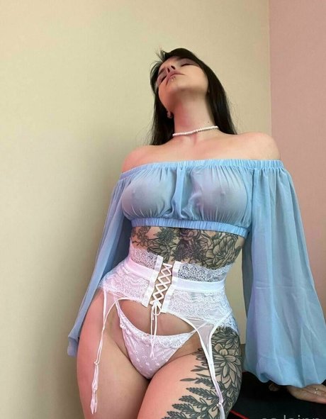 es lainn porn star image