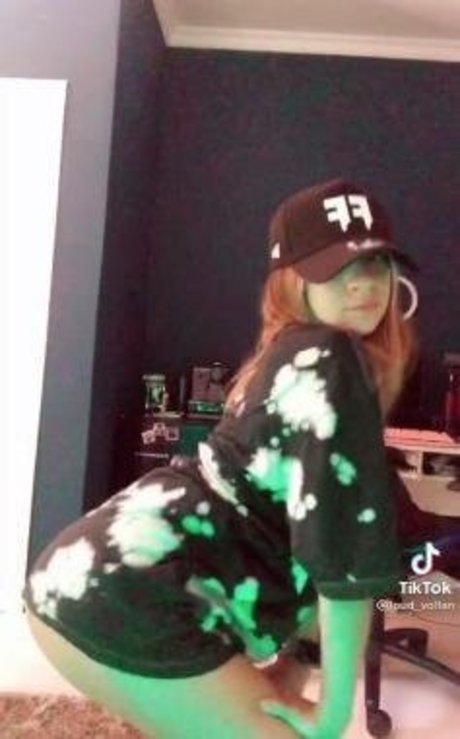 Loud Mii perfect pornstar gallery