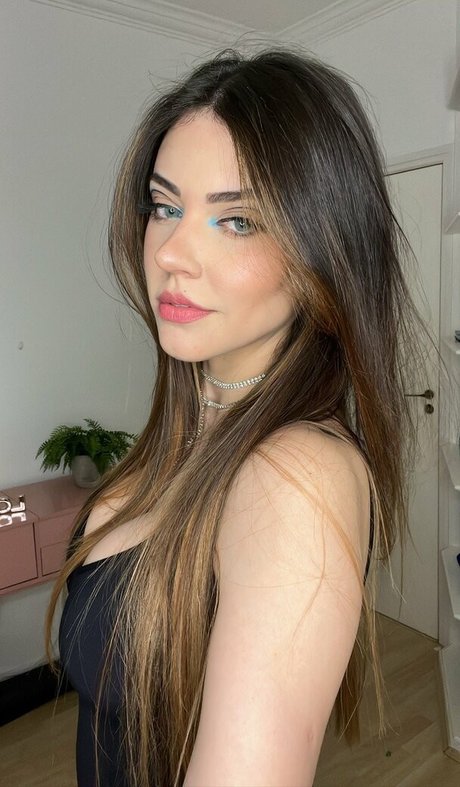 Loud Mii model adult galleries