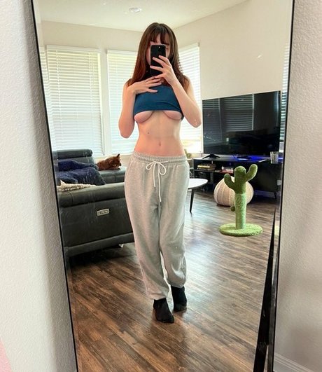 Emiyuh best actress images