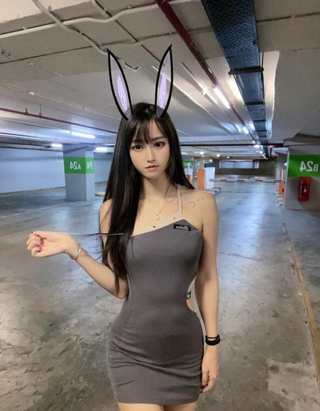 Arisa Cosplay hd model gallery